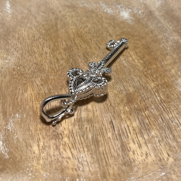 Judith Ripka Sterling Silver CZ Amethyst Fleur-de-lis Key Enhancer Pendant - Picture 7 of 16